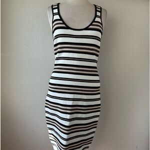 NWOT Felicity and Coco Women’s Dress